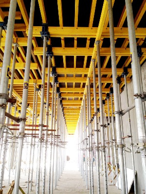 קורות עץ ליציקת תקרות